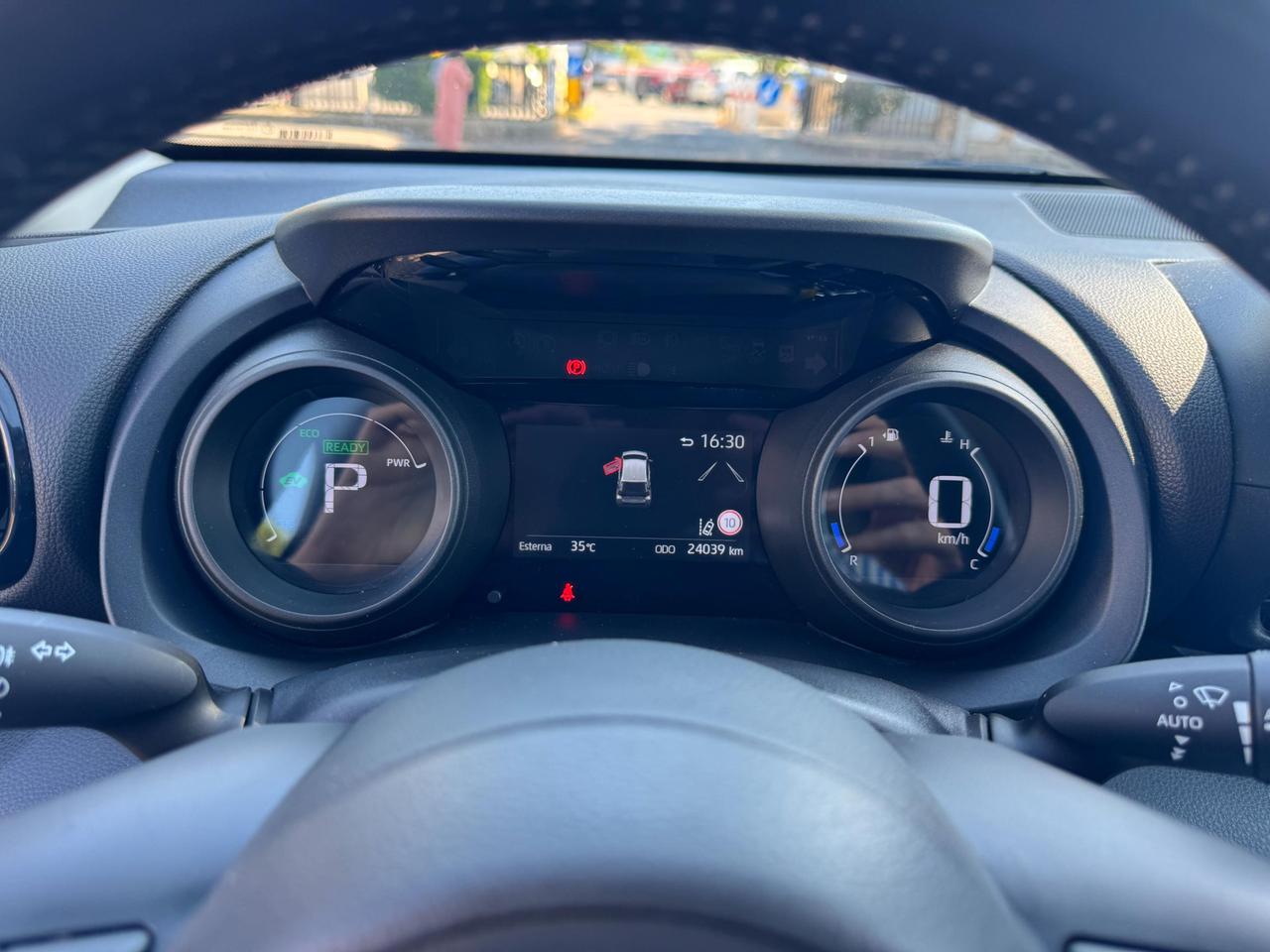 Toyota Yaris 1.5 HYBRID Trend KM CERTIFICATI