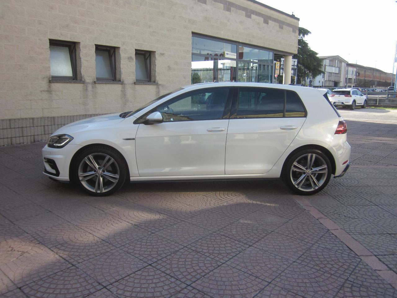 Volkswagen Golf 1.6 TDI 115 CV 5p. Sport BlueMotion R-LINE