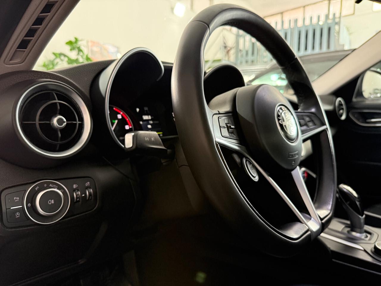 Alfa Romeo Giulia 2.2 Aziendale Turbodiesel 150 CV AT8 Super