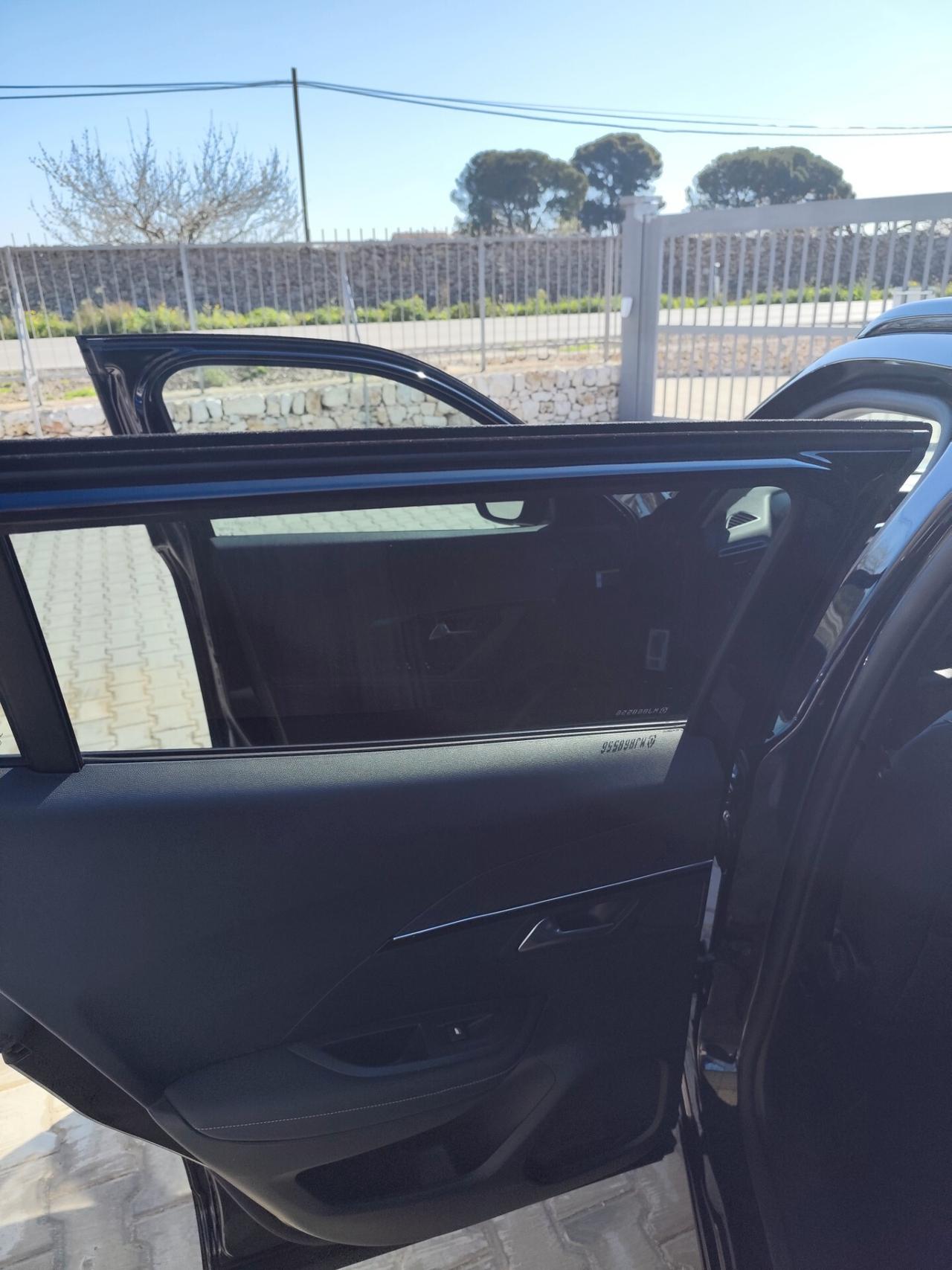 Peugeot 2008 BlueHDi 110 S&S Allure Pack