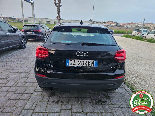 AUDI Q2 30 TDI Business