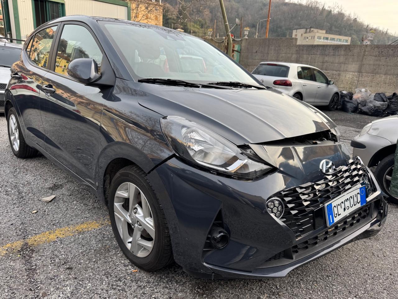 HYUNDAI I10 1.0 BENZINA SINISTRATA MARCIANTE AIRBAG OK