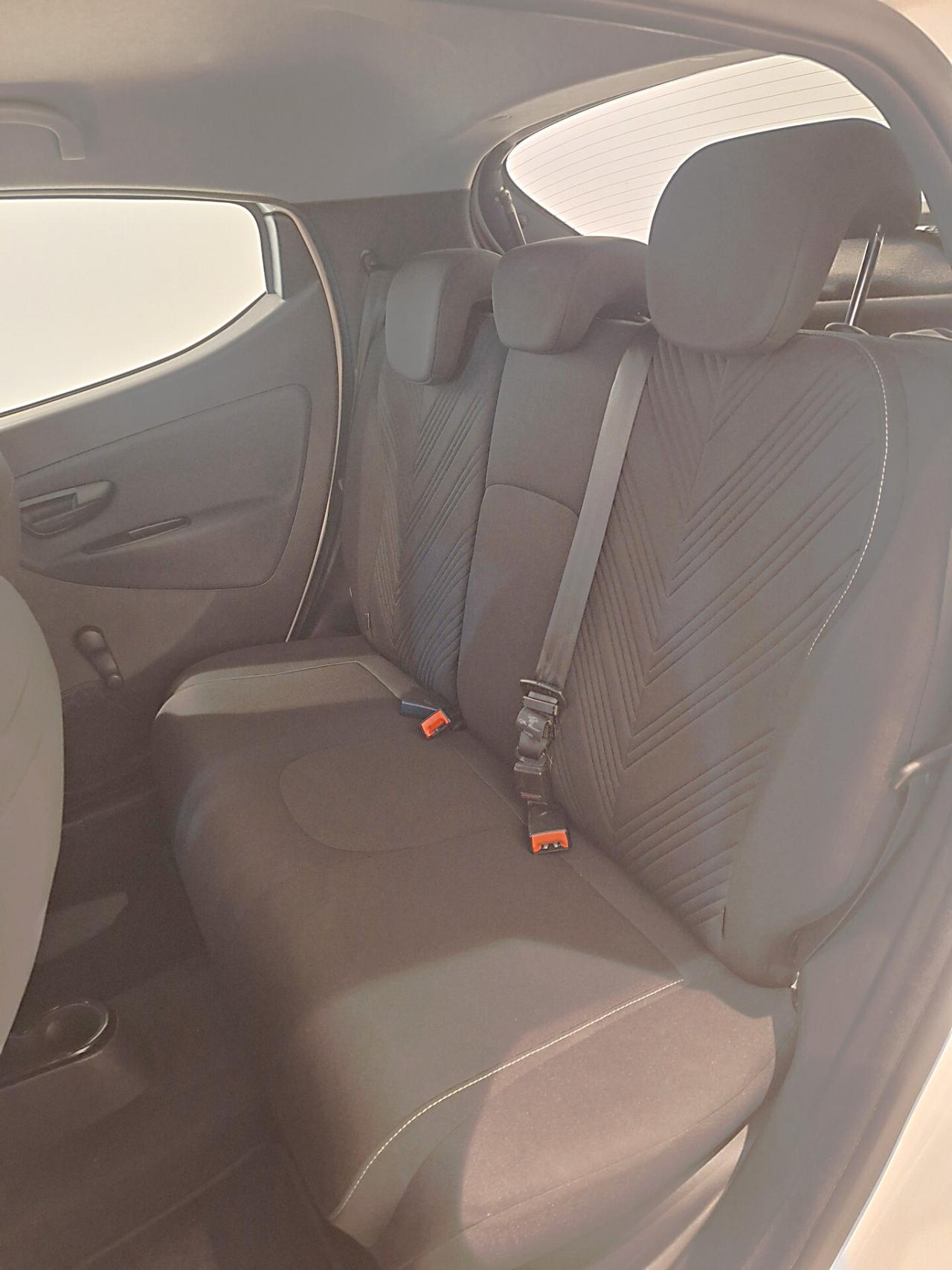 Lancia Ypsilon 1.0 FireFly 5 porte S&S Hybrid Gold - 1065