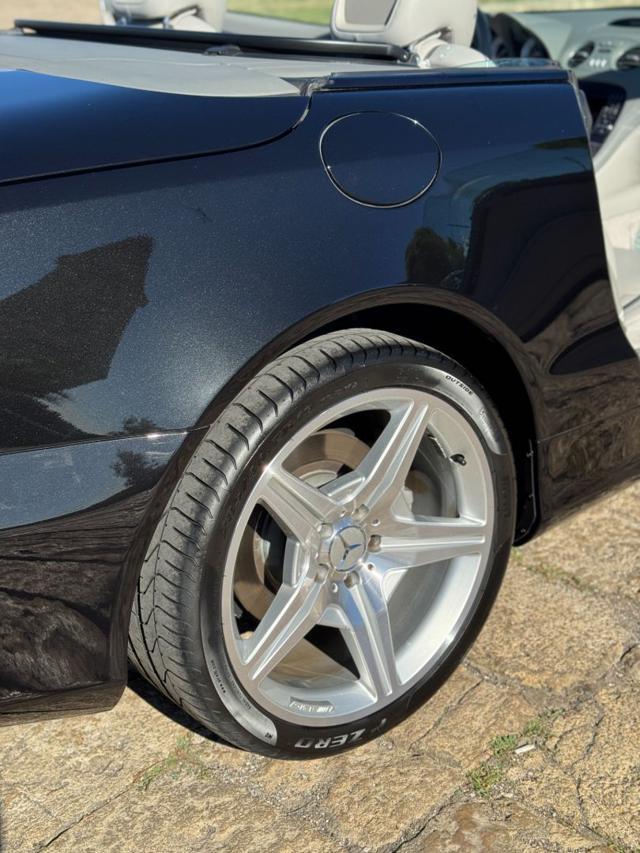 MERCEDES-BENZ SL 500 V8 Sport (Tetto panorama-19" AMG-Full Opt.)