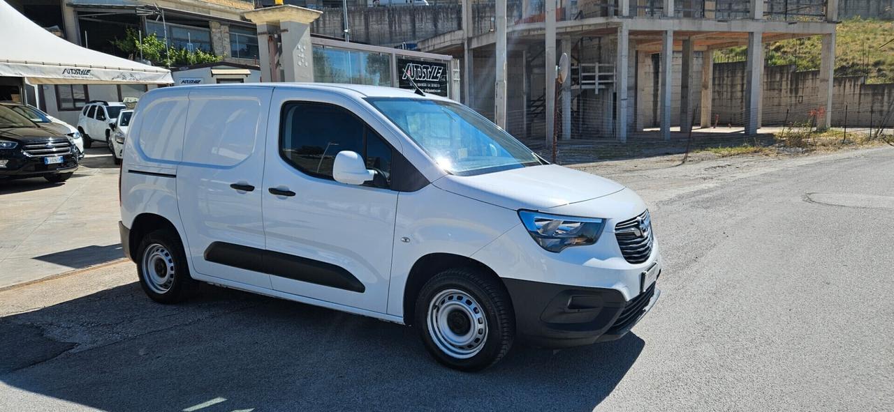 Opel Combo Cargo 1.5 Diesel 102CV (PREZZO IVA ESCLUSA 22%)