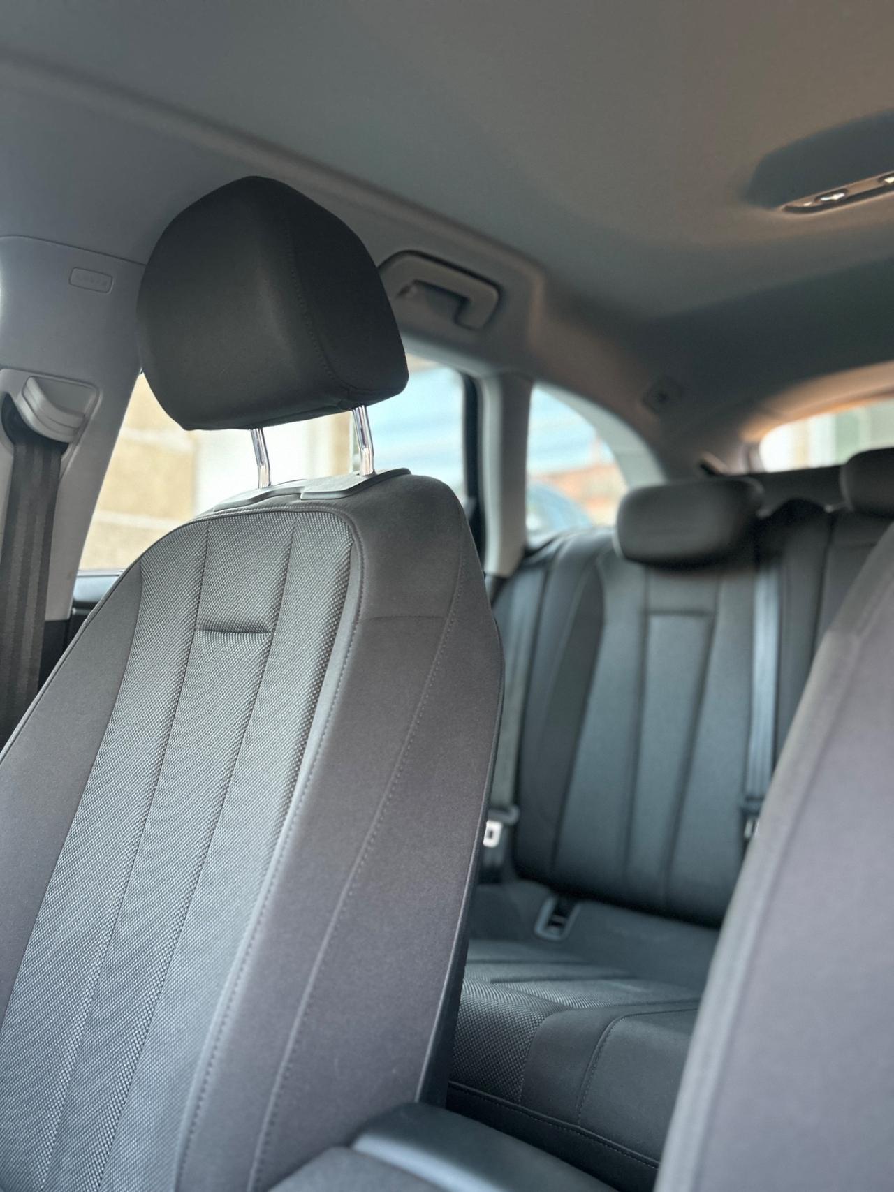 Audi A4 2.0 TDI Hybrid/Diesel-2020/LED/NAVI/18”