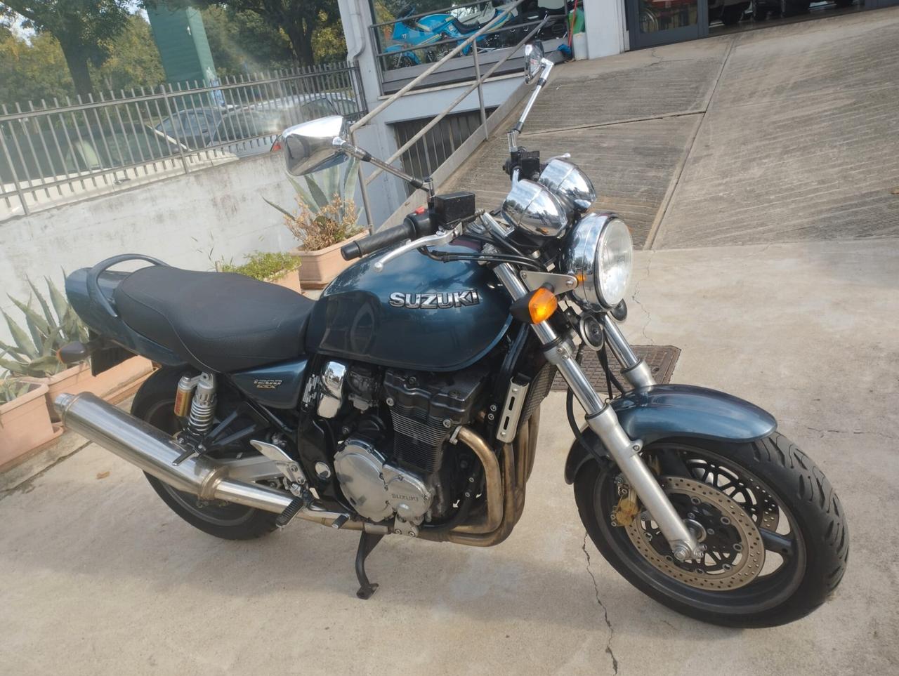 SUZUKI GSX 1200