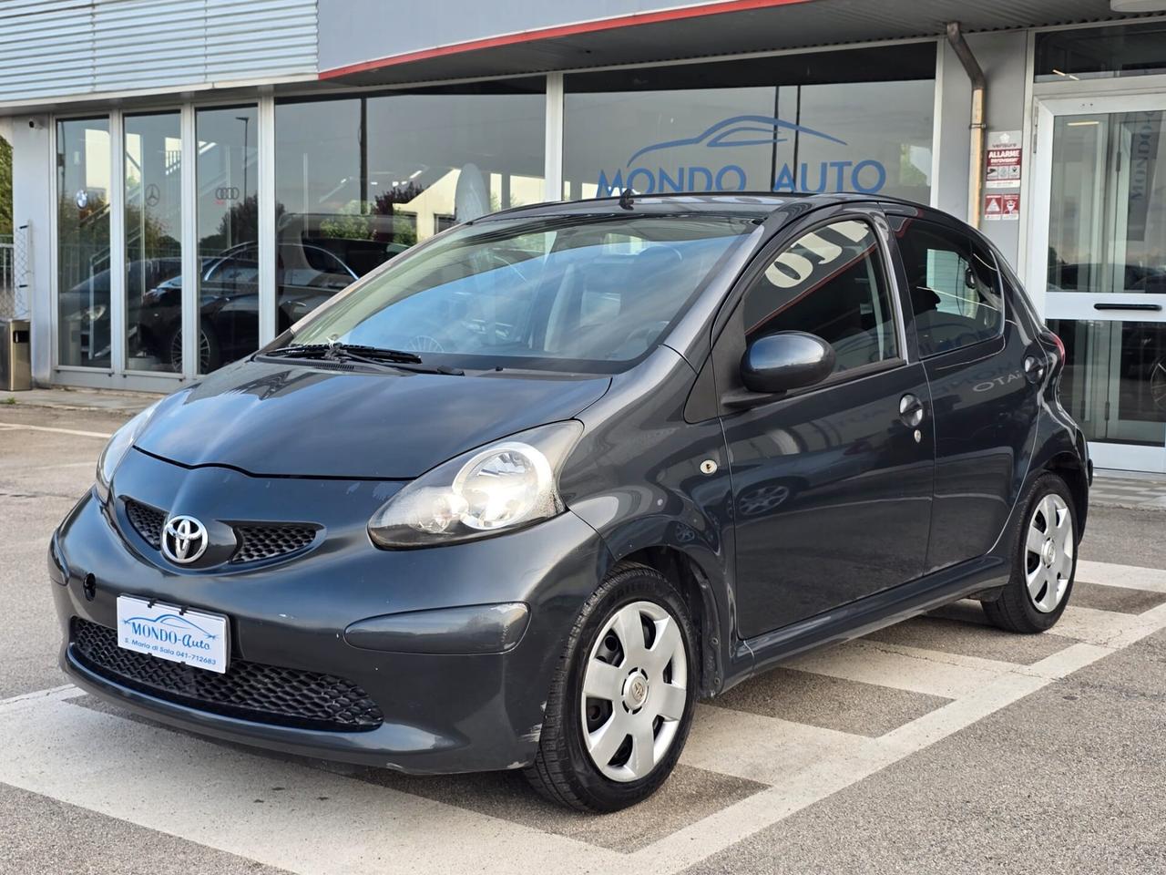 Toyota Aygo 1.4 turbodiesel 5 porte Sol 2007