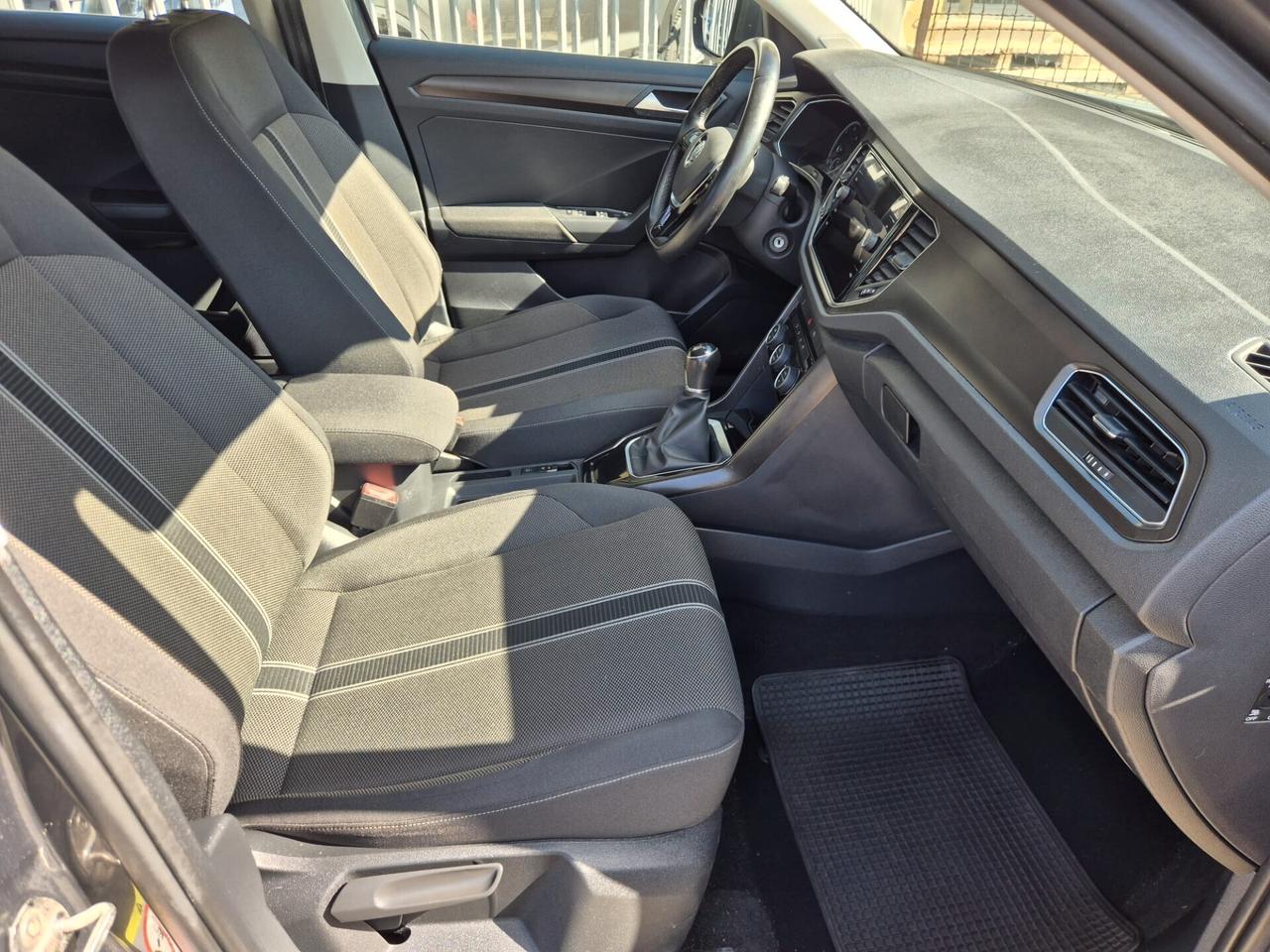 Volkswagen T-Roc 1.6 TDI SCR Business BlueMotion Technology