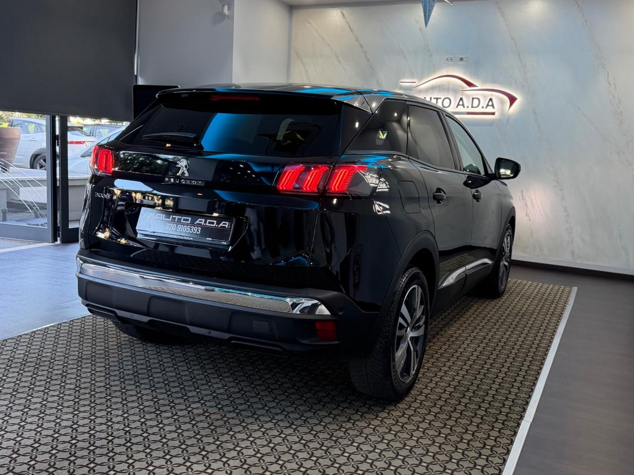Peugeot 3008 BlueHDi 130 S&S EAT8 Active Pack