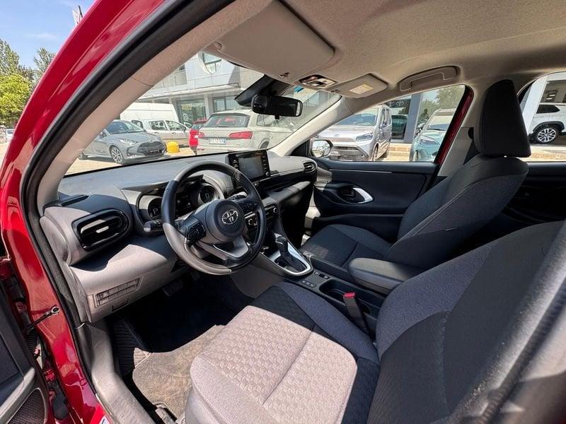 Toyota Yaris Hybrid Trend MY24
