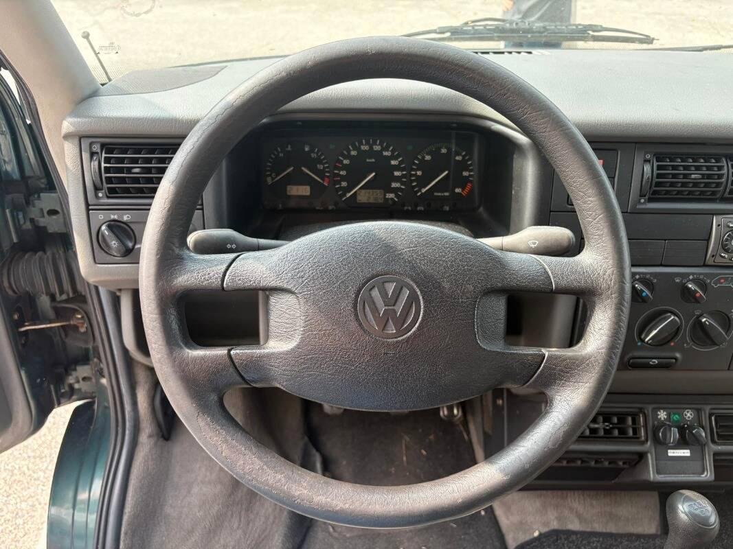 Volkswagen Caravelle 2.0