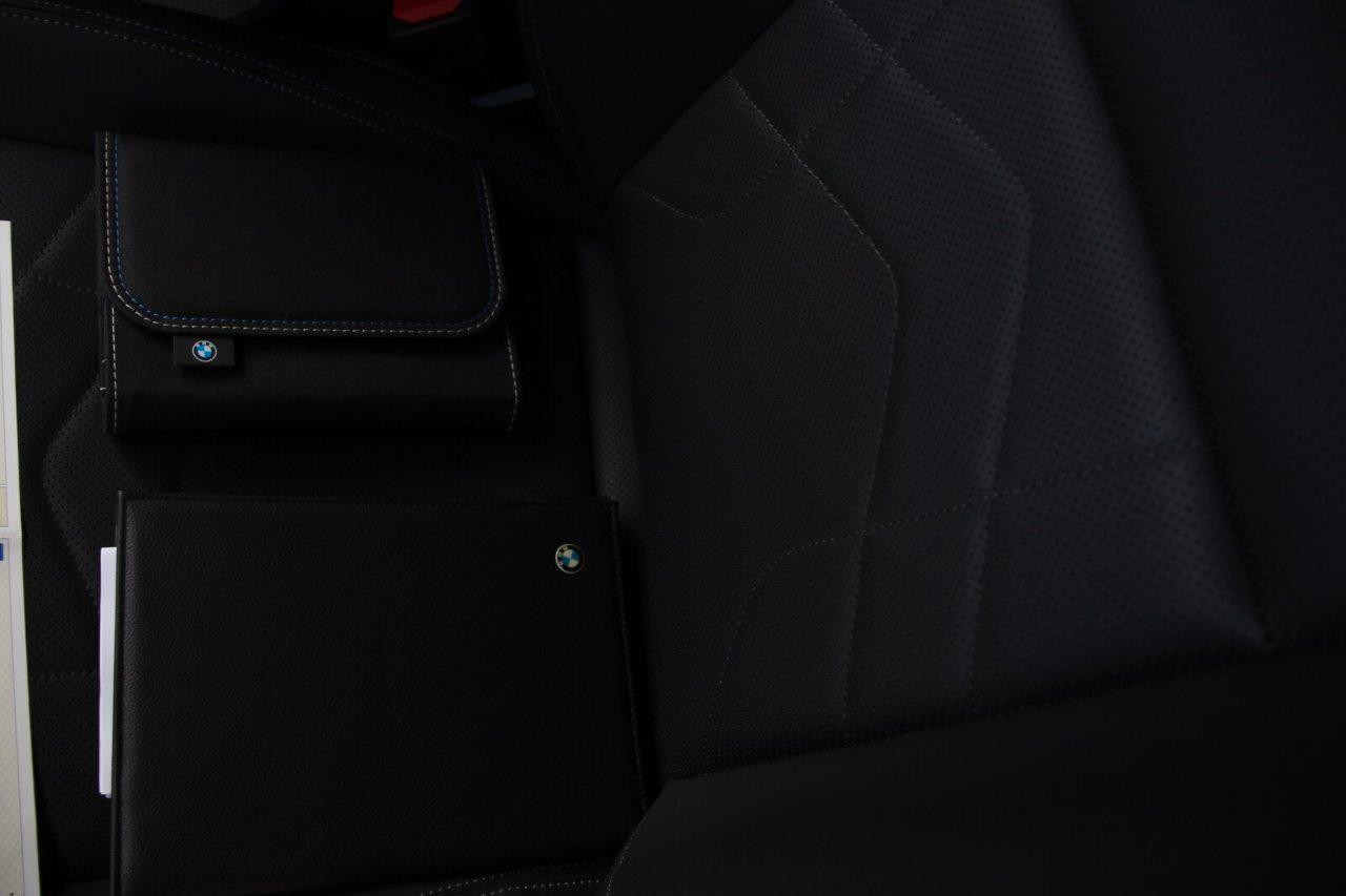 BMW iX1 edrive 20 X-Line