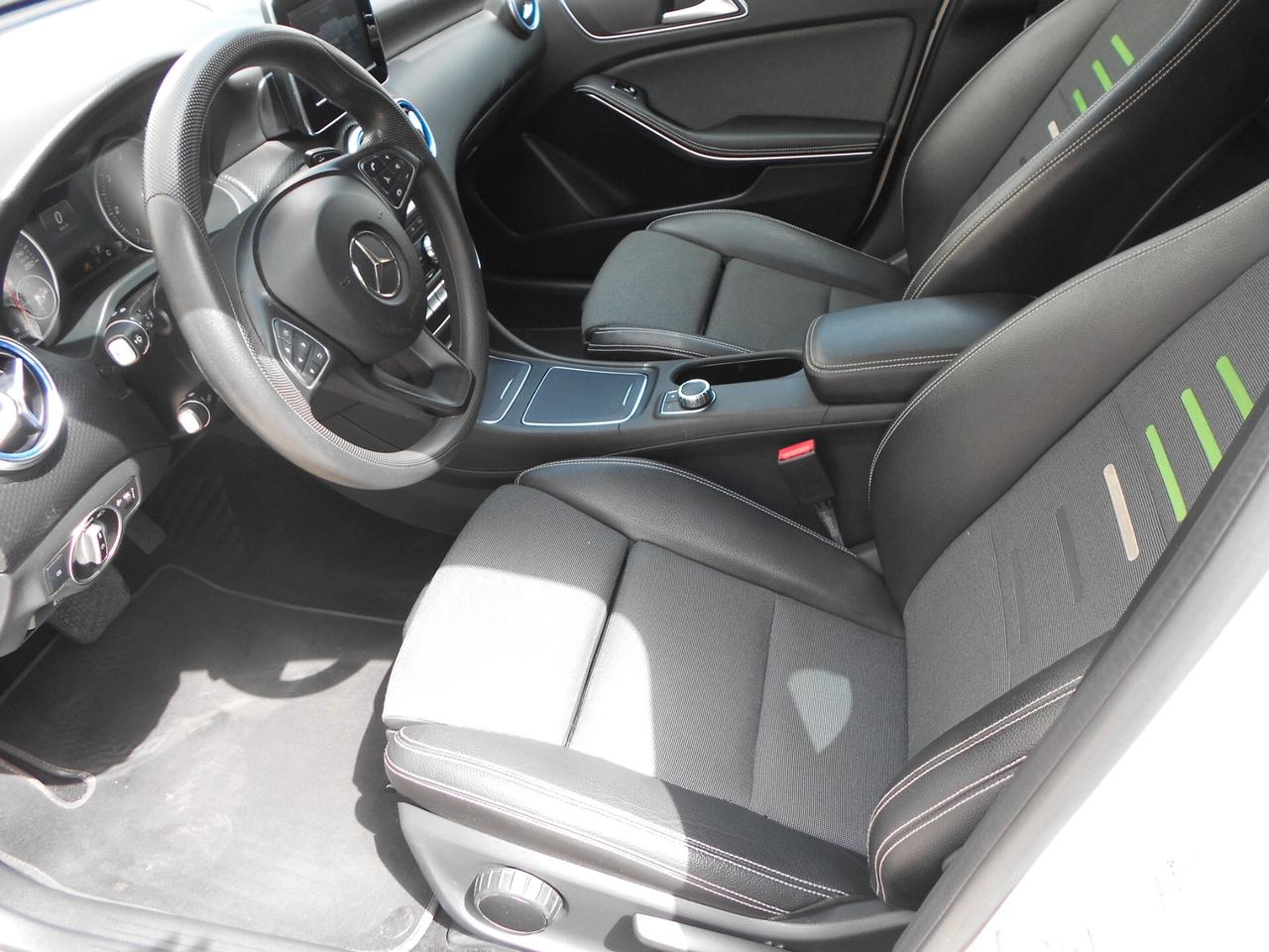 Mercedes-benz A 200 d Automatic 4Matic Sport