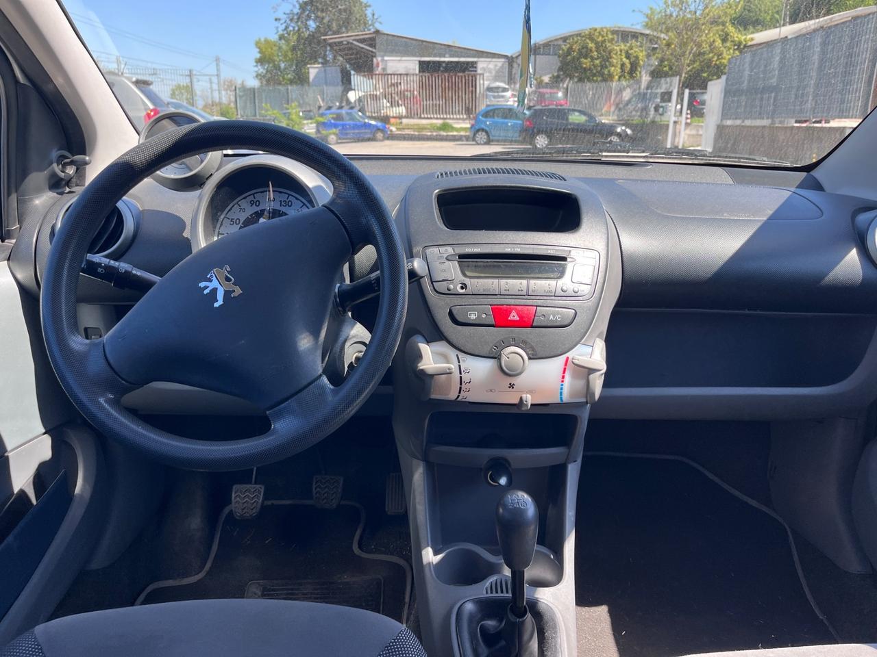 Peugeot 107 1.0 68CV 5p. Desir