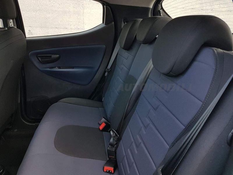 Lancia Ypsilon Ypsilon 1.0 firefly hybrid Platino s&s 70cv