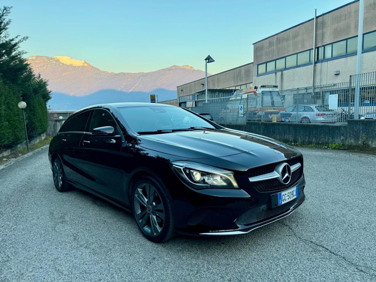 Mercedes-benz CLA 200 SPORT