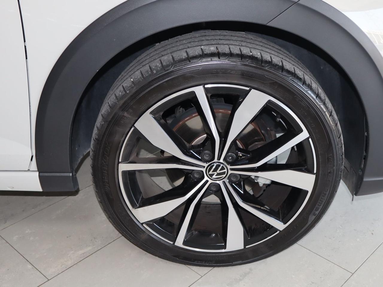 Volkswagen Taigo R Line TETTO PANORAMICO 1. #12022