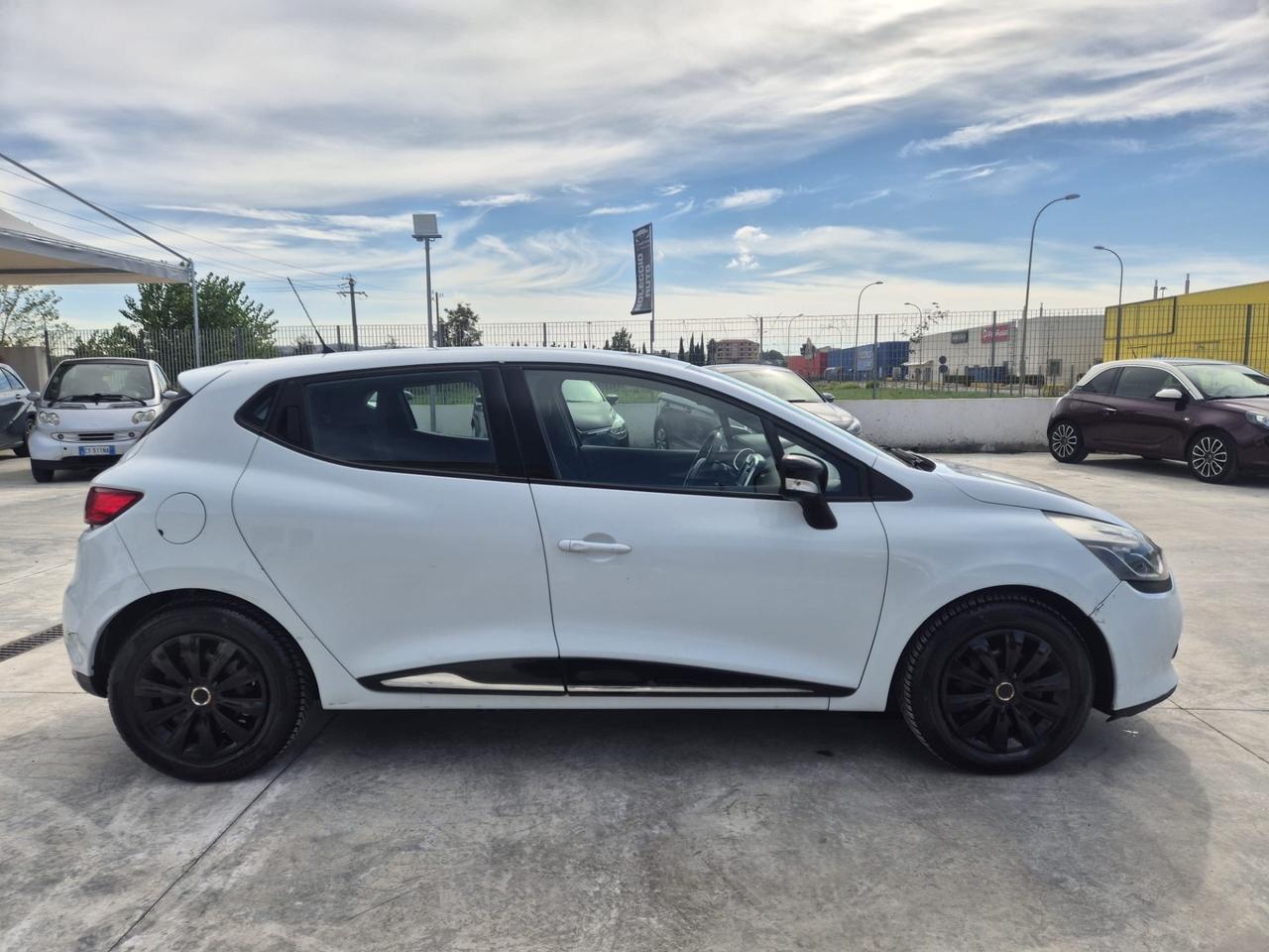Renault Clio 1.2 75CV GPL 5 porte Wave