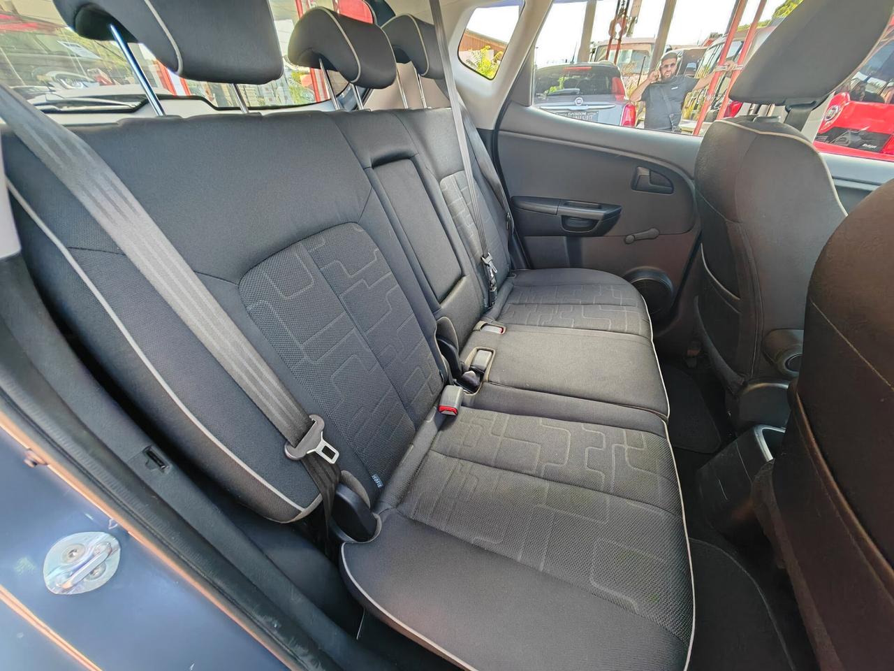 Kia Venga 1.4 diesel 04/2016 Cv90 NEOPATENTATI