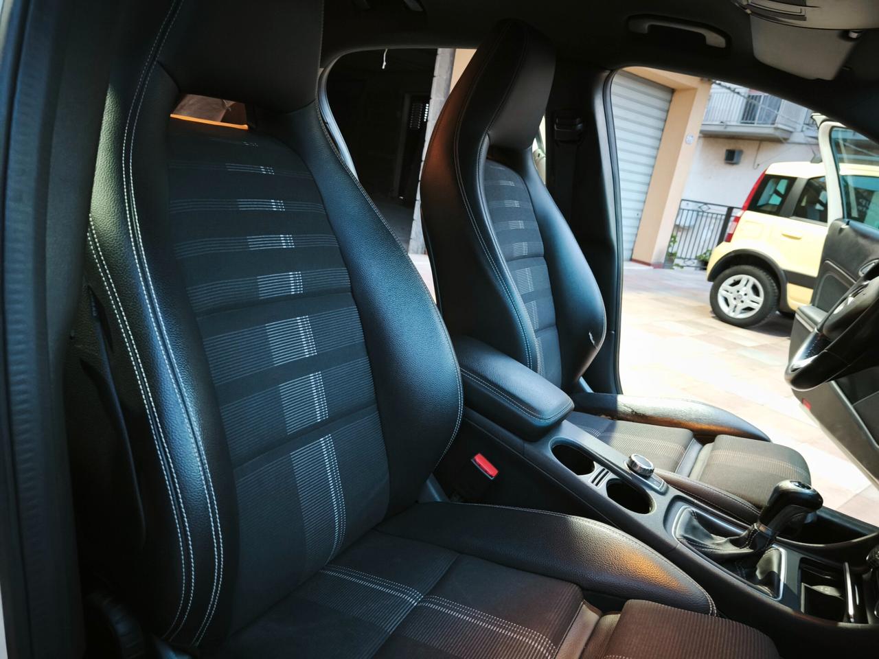 Mercedes GLA 200d Sport Petralia Villabate