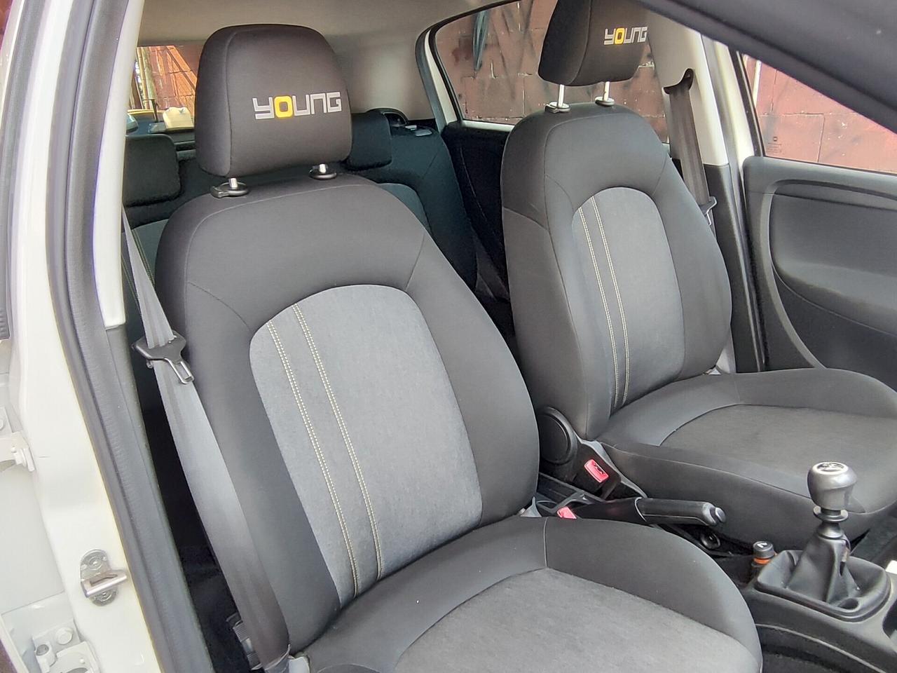 Fiat Punto 1.2 BENZINA Young NAVIGATORE