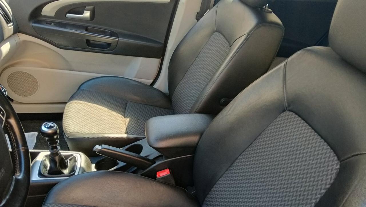 KIA CEED 1.6 CRDI-2008