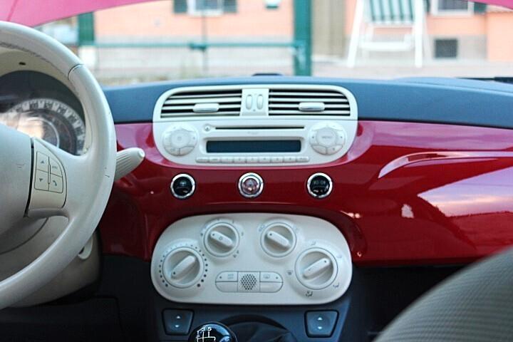 Fiat 500 1.2 Lounge TETTO PANORAMICO CERCHI IN LEGA RADIO CD CARROZZERIA SENZA UN GRAFFIO