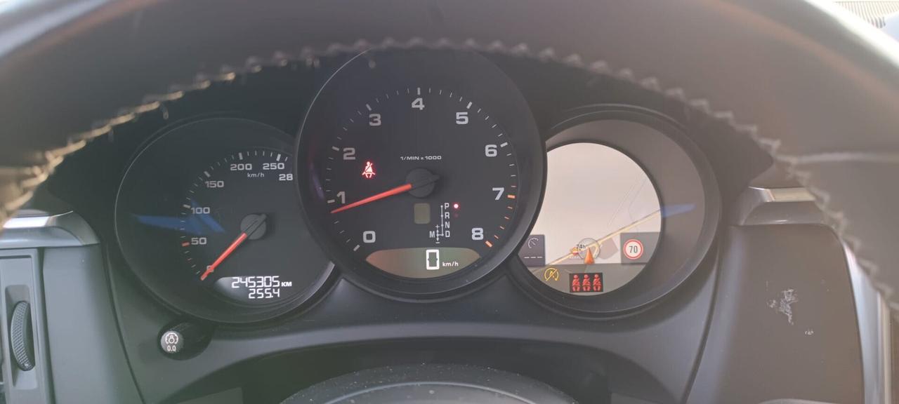 Porsche Macan 2019 2.0 245cv PDK