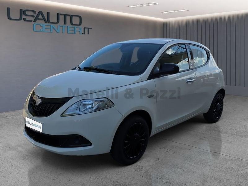 Lancia Ypsilon Ypsilon 1.0 FireFly 5 porte S&S Hybrid Silver