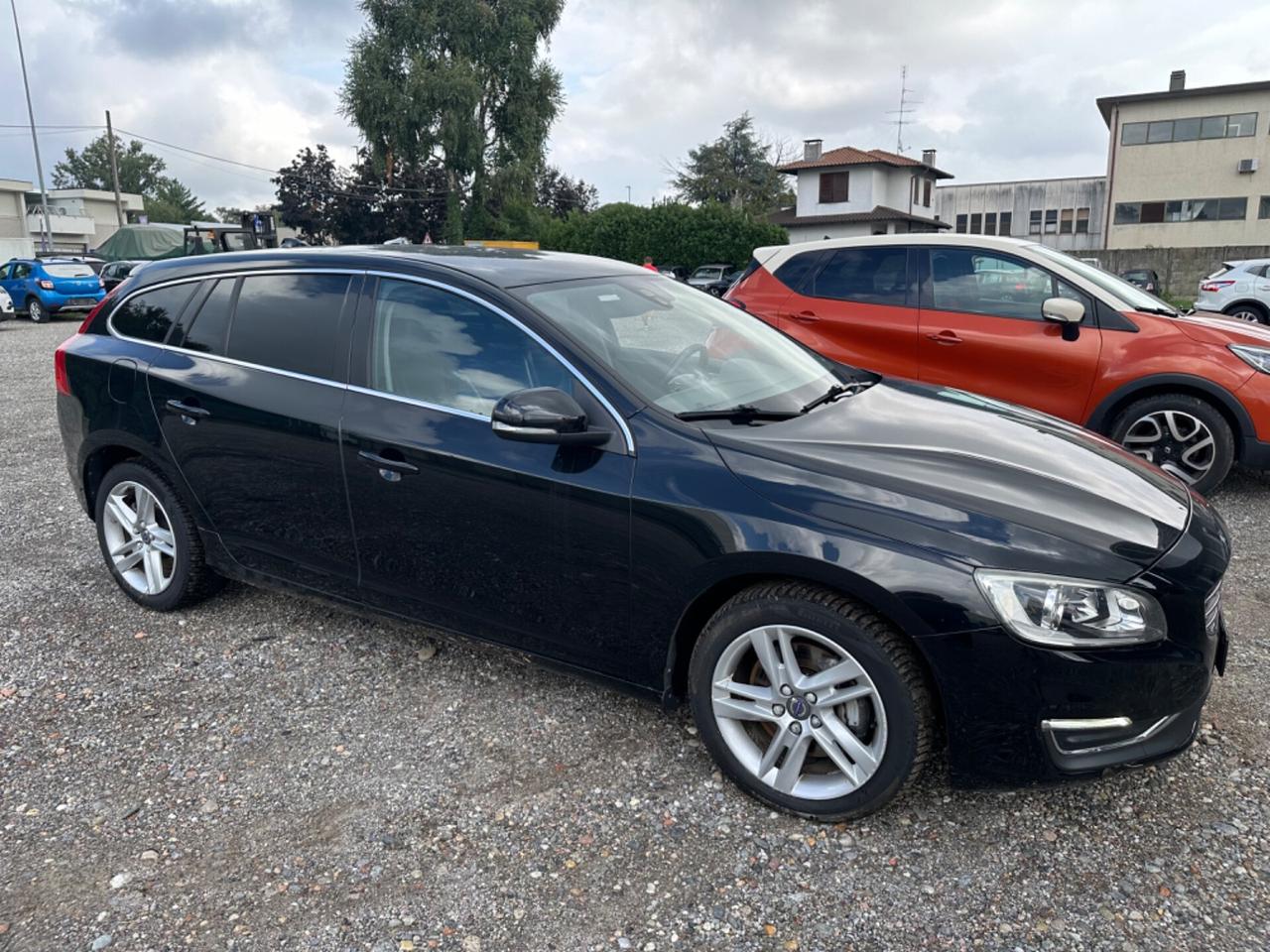 Volvo V60 D5 Geartronic Summum