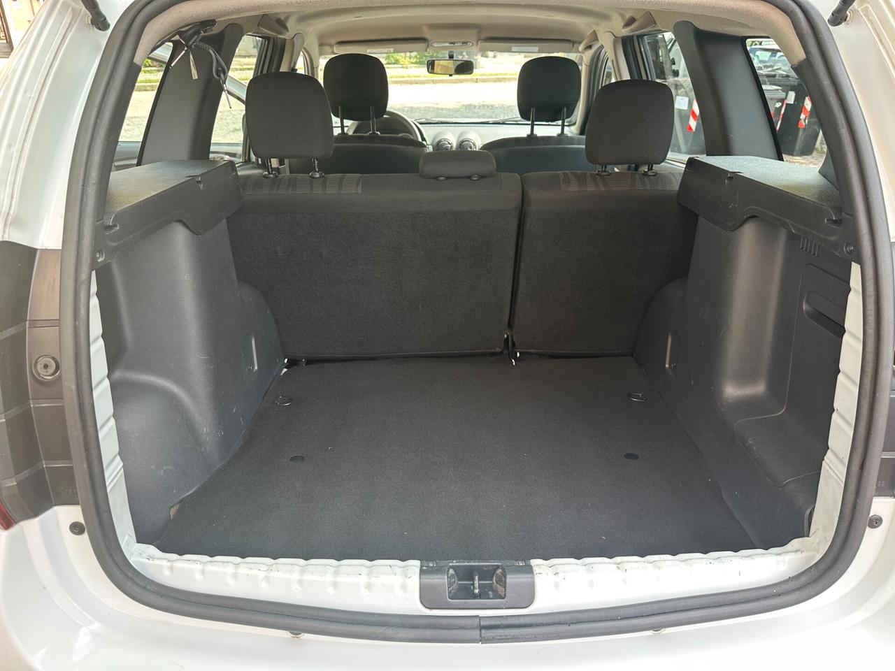 DACIA DUSTER 1.6 BENZINA