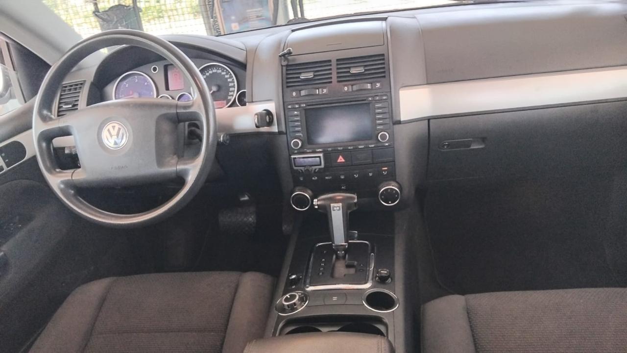 Volkswagen Touareg 2.5 TDI