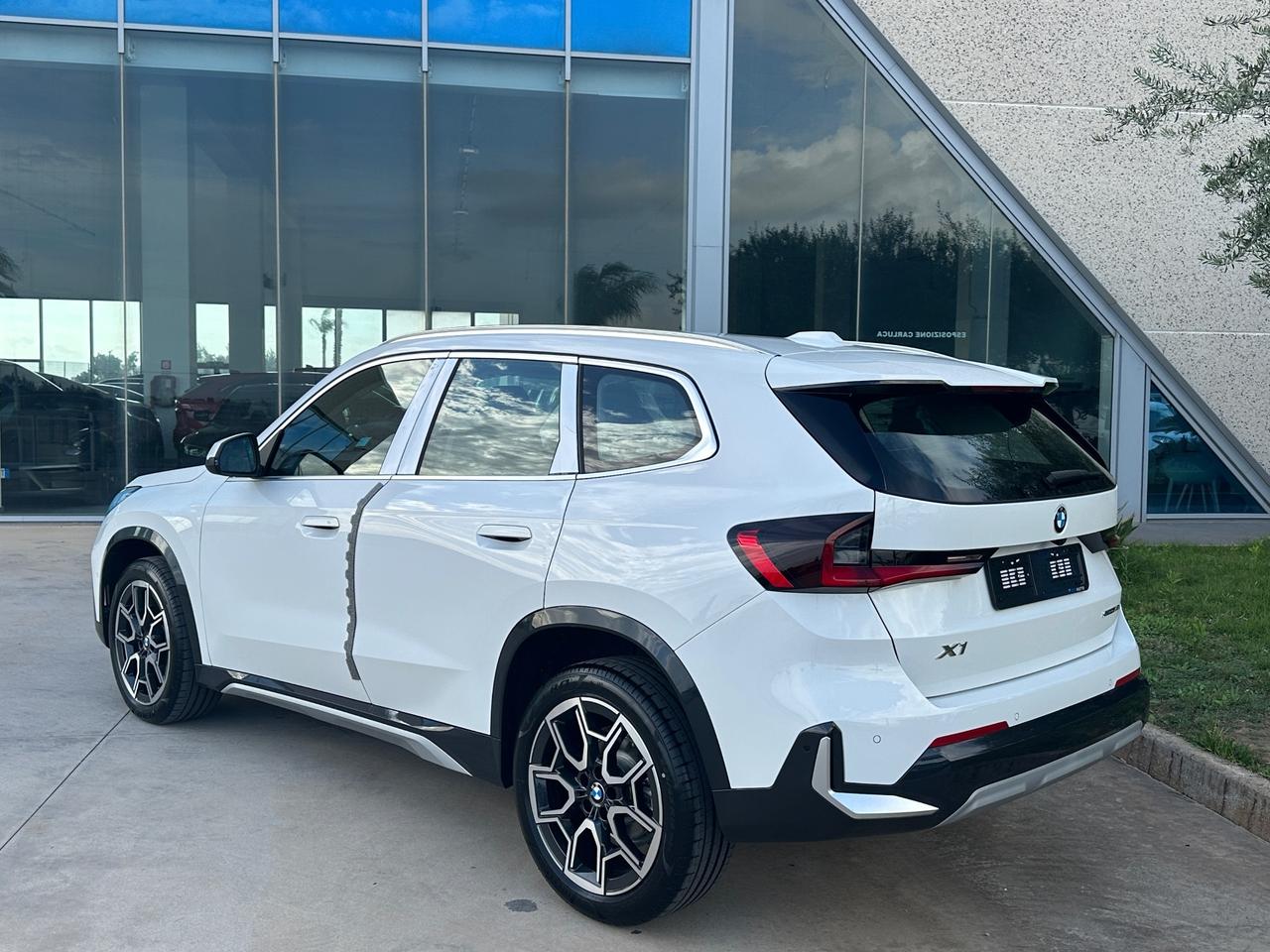 BMW X1 sdrive18i XLine possibilità noleggio no scoring