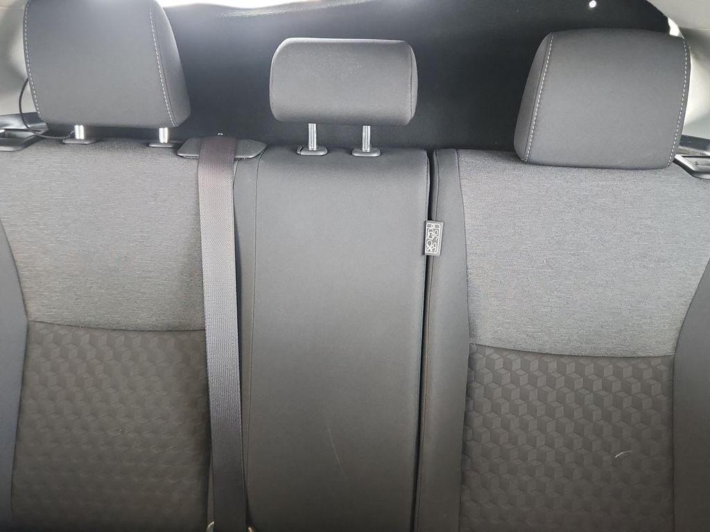 Toyota Yaris 1.5 hybrid Business