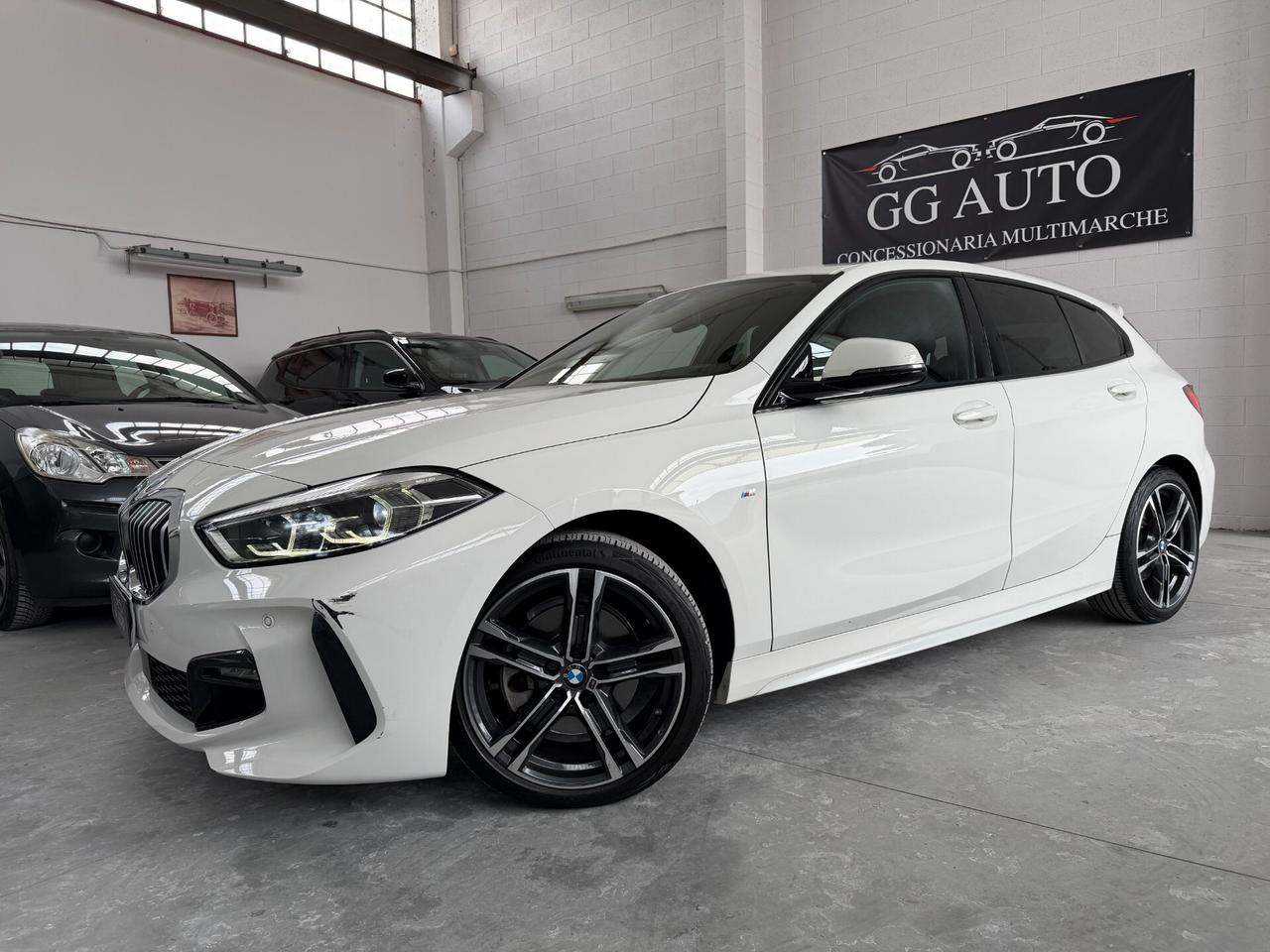 Bmw 118 118i 5p. Msport