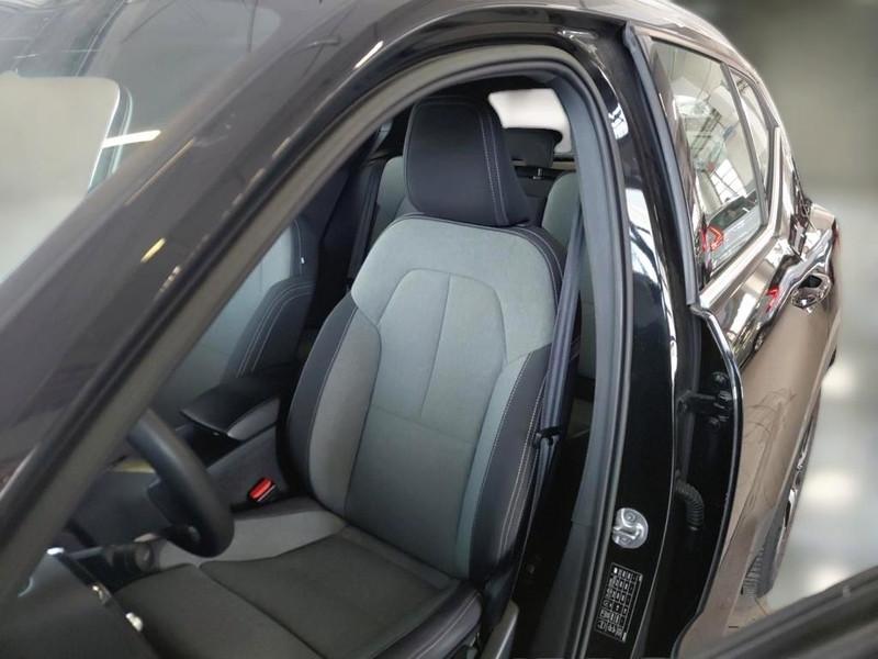 VOLVO XC40 T4 RECHARGE PLUG-IN AUTO CORE SUV