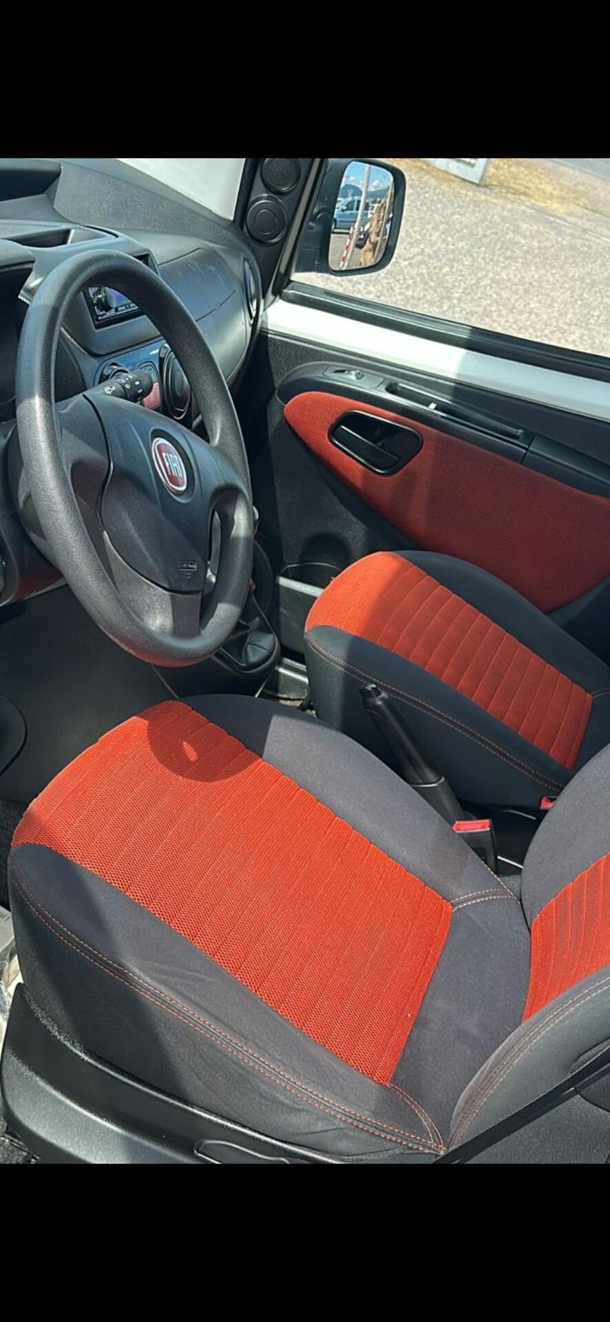 Fiat Qubo 1.3 MJT 75 CV Trekking