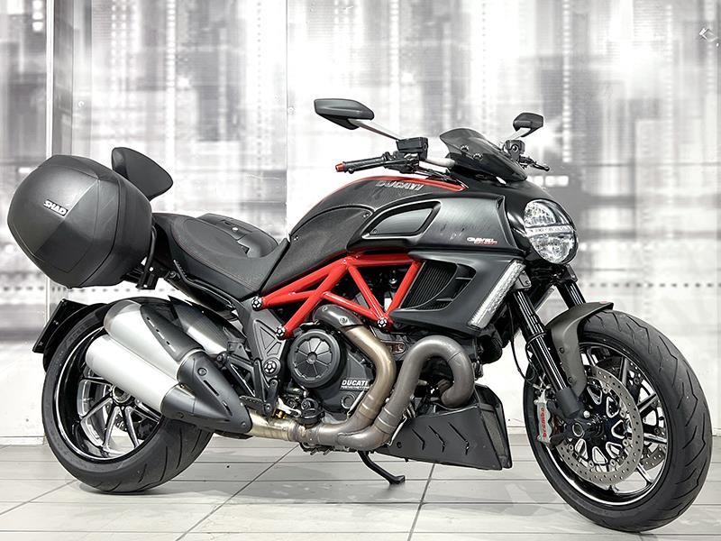 Ducati Diavel Carbon
