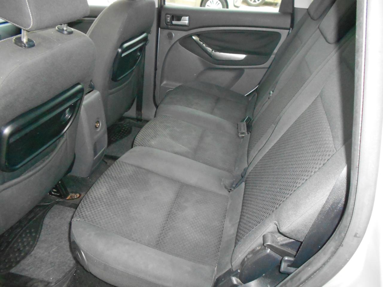 Ford Focus C-Max 1.6 TDCi (90CV) Titanium