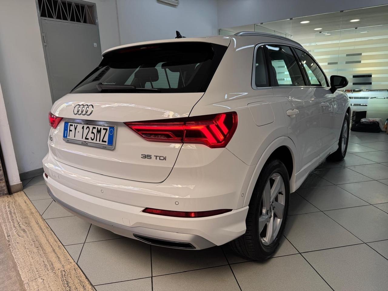 Audi Q3 2.0 35 TDI STronic Business Advanced 150/CV