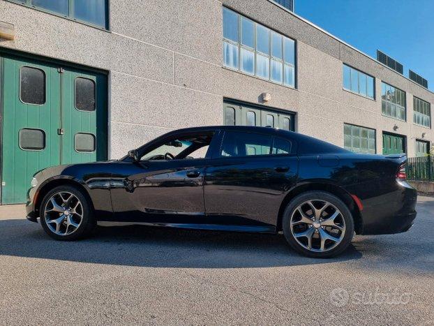 Dodge Charger 3.6 aut