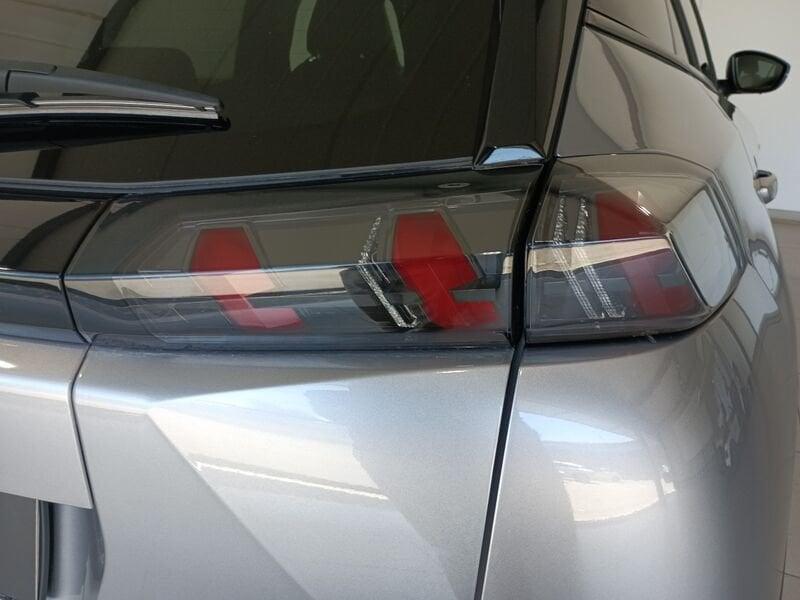 Peugeot 2008 PureTech 130 S&S Allure Pack