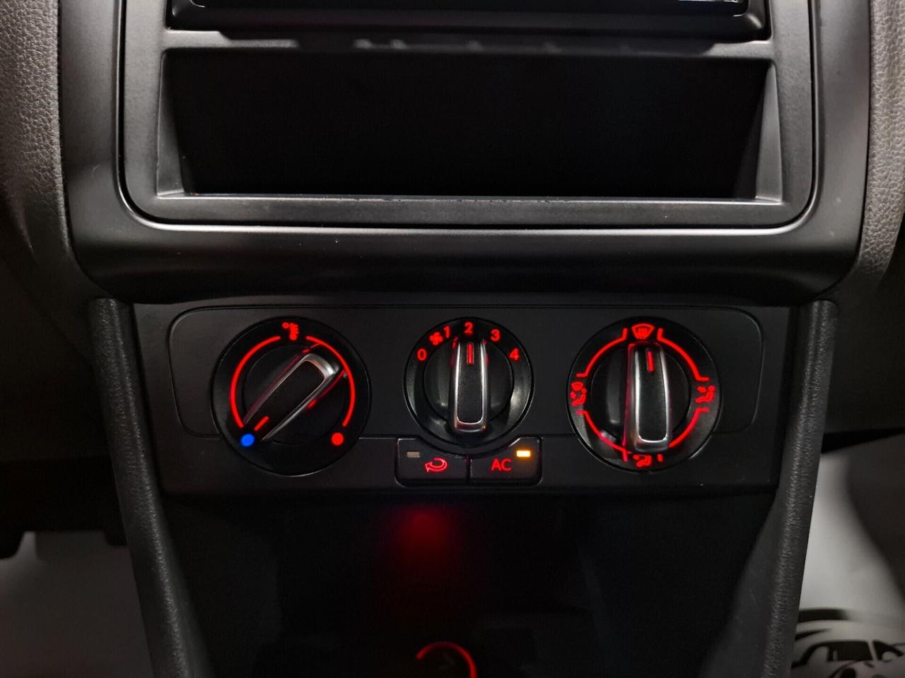 Volkswagen Polo 1.2 benzina Neopatentato