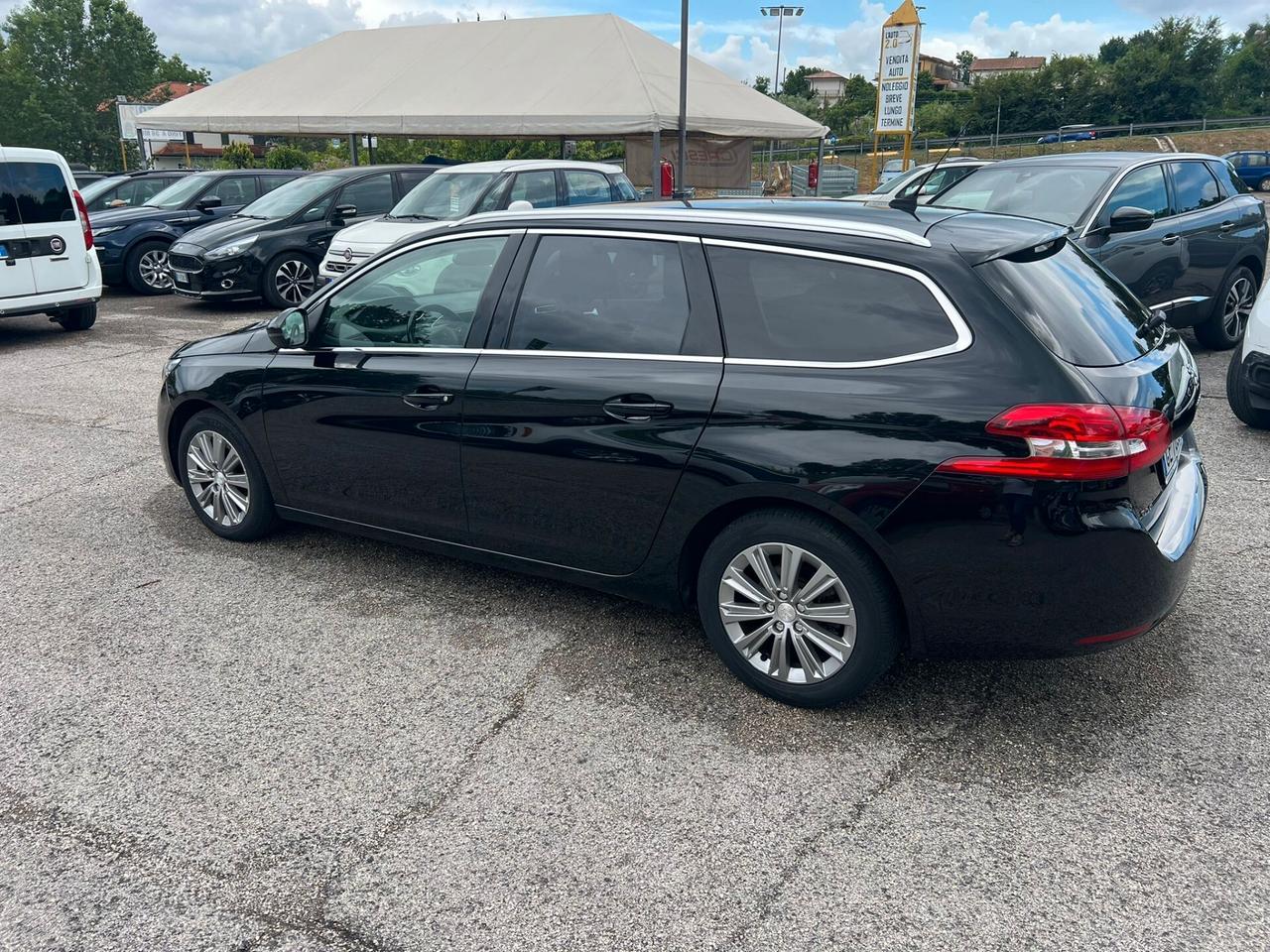 Peugeot 308 BlueHDi 130 S&S Allure