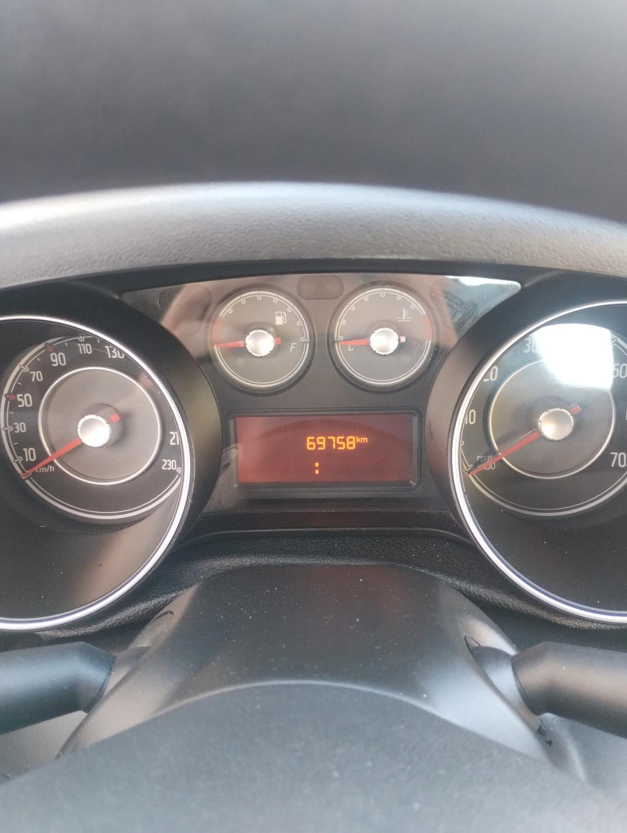 Fiat Punto 1.4 8V 5 porte Easypower Street