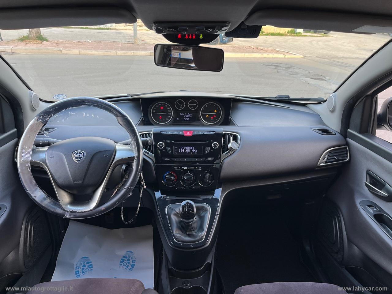 LANCIA Ypsilon 1.2 69 CV 5p. GPL Ecochic Gold