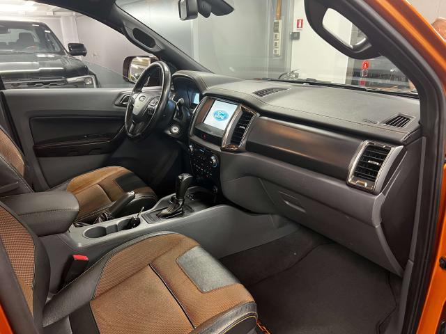 Ford Ranger 3.2 tdci double cab Wildtrak 200cv auto Roll-cover
