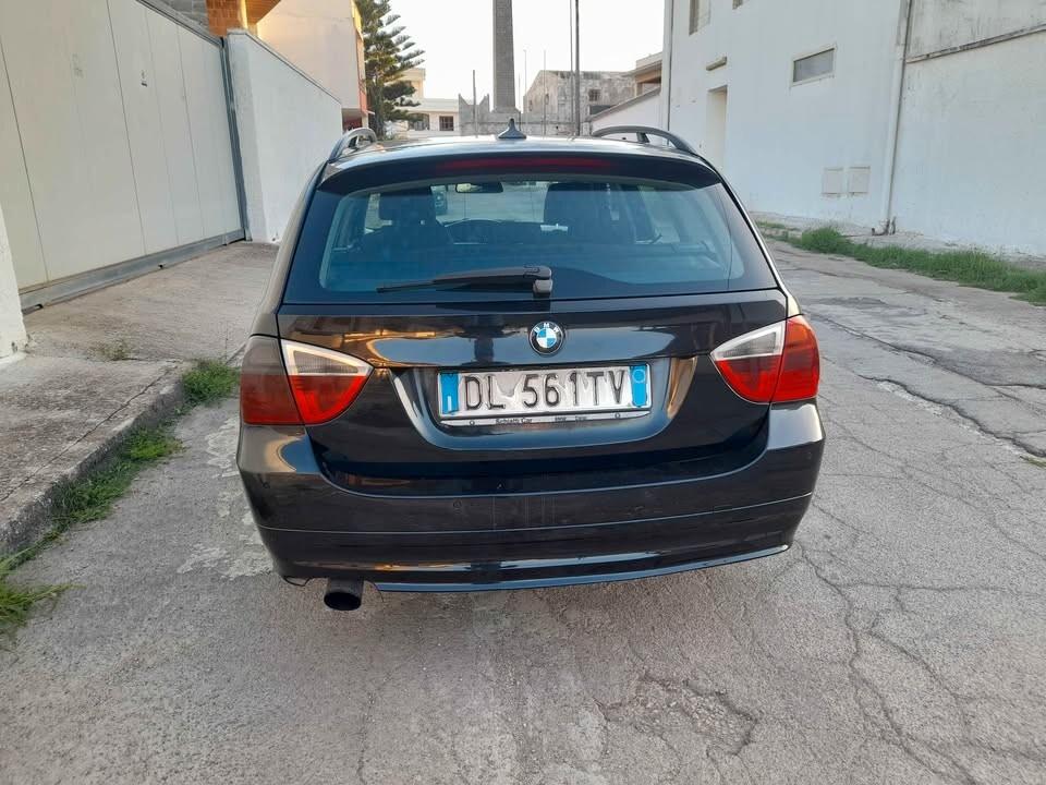 BMW 318 D TOURING