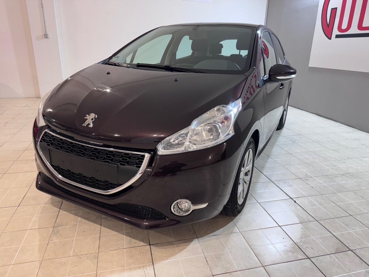 Peugeot 208 1.2 VTi 82 CV 5 porte Allure